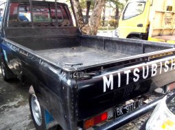 Jual mobil bekas Mitsubishi Colt L300 2.5L Diesel Pick Up 2dr 2015 dengan harga murah di Sumatra Utara 3
