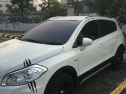 DKI Jakarta, Suzuki SX4 Cross Over 2016 kondisi terawat 5