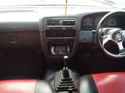 Jual cepat Nissan Terrano Spirit 2002 di Jawa Barat 4