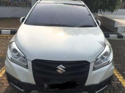 DKI Jakarta, Suzuki SX4 Cross Over 2016 kondisi terawat 1