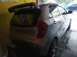 Mobil Kia Picanto 1.2 NA 2012 terawat di DIY Yogyakarta 4