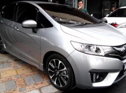 Mobil Honda Jazz RS 2017 terbaik di Sumatra Utara 1