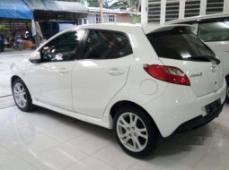 Jual Mazda 2 Hatchback 2011 harga murah di Jawa Barat 2