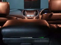 Mobil Hyundai Santa Fe 2018 CRDi dijual, Jawa Barat 6