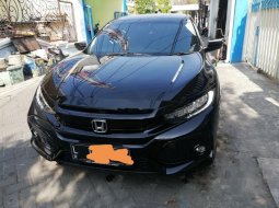 Jual mobil bekas murah Honda Civic 2.0 2018 di Jawa Timur 4