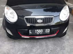 Mobil Kia Picanto 2011 SE dijual, Jawa Timur 1