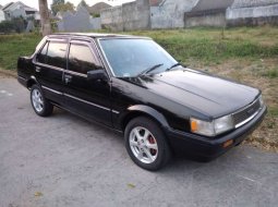 Toyota Corolla 1987 Jawa Timur dijual dengan harga termurah 1