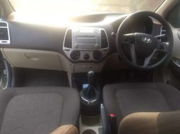 Jual Hyundai I20 2011 harga murah di Jawa Barat 2