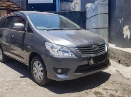 Jual mobil Toyota Kijang Innova 2.5 G 2013 bekas di Jawa Timur 1