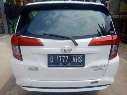 Mobil Daihatsu Sigra 2019 R dijual, Jawa Barat 8