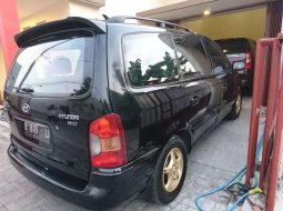 Mobil Hyundai Trajet 2001 dijual, DIY Yogyakarta 8