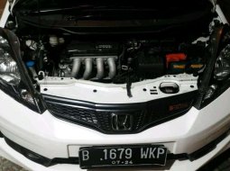 Mobil Honda Jazz 2014 RS dijual, DKI Jakarta 6