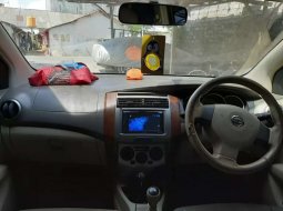 Dijual mobil bekas Nissan Grand Livina , Bali  5