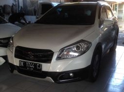 Mobil Suzuki SX4 S-Cross 2016 dijual, Bali 3