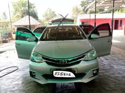 Mobil Toyota Etios Valco 2015 G terbaik di Bengkulu 2