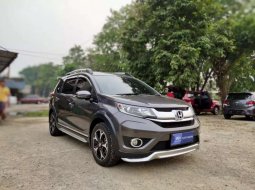 Mobil Honda BR-V 2017 E Prestige dijual, Sumatra Selatan 8