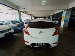 Jual Hyundai Grand Avega 2011 harga murah di DKI Jakarta 3