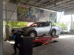 Kalimantan Timur, jual mobil Mitsubishi Triton 2013 dengan harga terjangkau 2