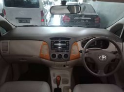 Dijual mobil bekas Toyota Kijang Innova 2.0 G, Jawa Timur  4