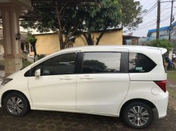 Dijual mobil bekas Honda Freed E, Jawa Barat  3