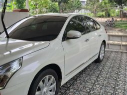 Mobil Nissan Teana 2010 XV dijual, Jawa Barat 3