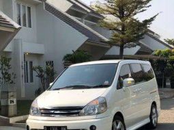 Jual mobil Nissan Serena Autech 2011 bekas, Jawa Barat 7