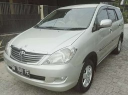 Jual mobil Toyota Kijang Innova 2.0 G 2004 bekas, Riau 5