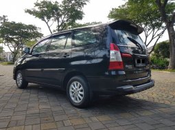 Dijual Mobil Toyota Kijang Innova 2.0 E 2015 bekas di Banten 5