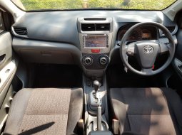 Dijual mobil bekas Mobil Toyota Avanza Veloz 1.5 AT 2012, Banten 7