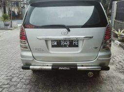 Jual mobil Toyota Kijang Innova 2.0 G 2004 bekas, Riau 4
