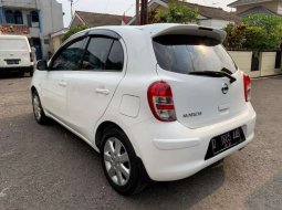 Jual cepat Nissan March XS 2012 di Jawa Barat 5