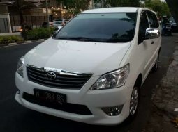 Jual cepat Toyota Kijang Innova J 2014 di Jawa Timur 5