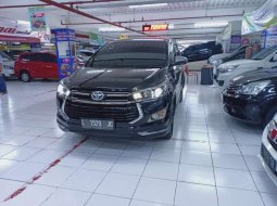 Jual Toyota Venturer 2017 harga murah di Jawa Timur 15