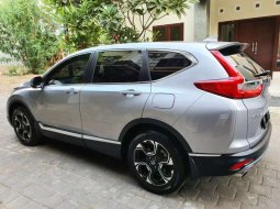 Mobil Honda CR-V 2017 4X2 terbaik di Jawa Tengah 8