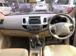 Mobil Toyota Hilux 2013 G dijual, Riau 2