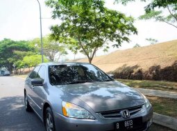 Honda Accord 2004 Jawa Barat dijual dengan harga termurah 5
