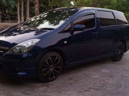 Jawa Timur, Toyota Wish 1.8 MPV 2004 kondisi terawat 7