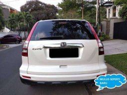 Mobil Honda CR-V 2011 2.0 dijual, Jawa Timur 4