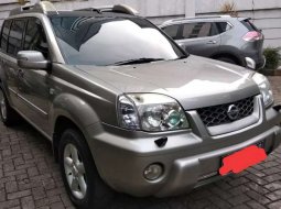 Mobil Nissan X-Trail 2004 XT terbaik di DKI Jakarta 2