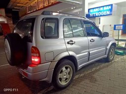 Jual mobil Suzuki Escudo 2001 bekas, Jawa Timur 1