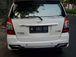 Jual cepat Toyota Kijang Innova J 2014 di Jawa Timur 1