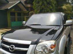 Jual cepat Mazda BT-50 2010 di Jawa Barat 1