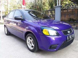 Jual Kia Rio 2011 harga murah di Jawa Barat 1