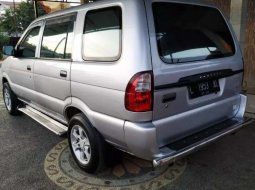 Mobil Isuzu Panther 2005 dijual, Jawa Timur 2