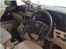 Mobil Toyota Alphard 2012 X X terbaik di Sulawesi Selatan 16