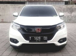 Mobil Honda HR-V 2018 S dijual, Bali 8