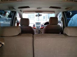 Mobil Toyota Kijang Innova 2007 V terbaik di DKI Jakarta 9