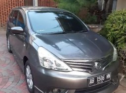 Mobil Nissan Grand Livina 2015 XV terbaik di DIY Yogyakarta 2
