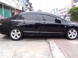 Jual mobil bekas Honda Civic 1.8 i-Vtec 2009 dengan harga murah di Sumatra Utara 2