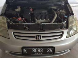 Jual cepat Honda Stream 2 2002 di Jawa Tengah 11